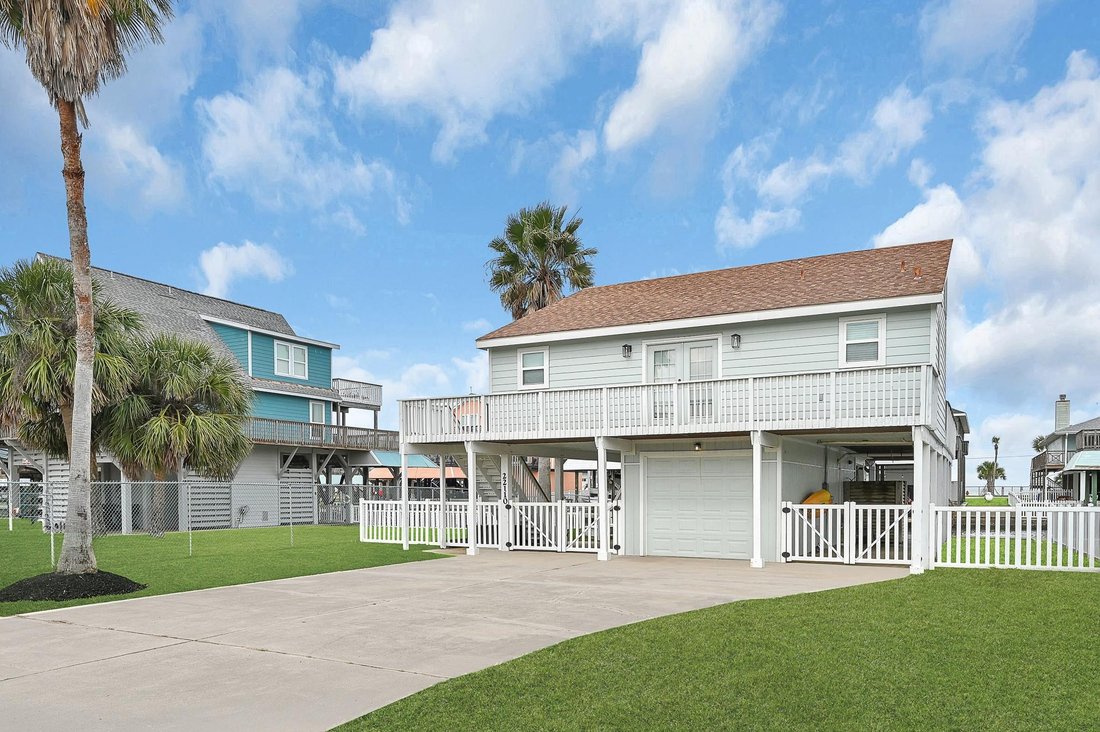 House in Galveston, Texas, United States 5 - 18722671