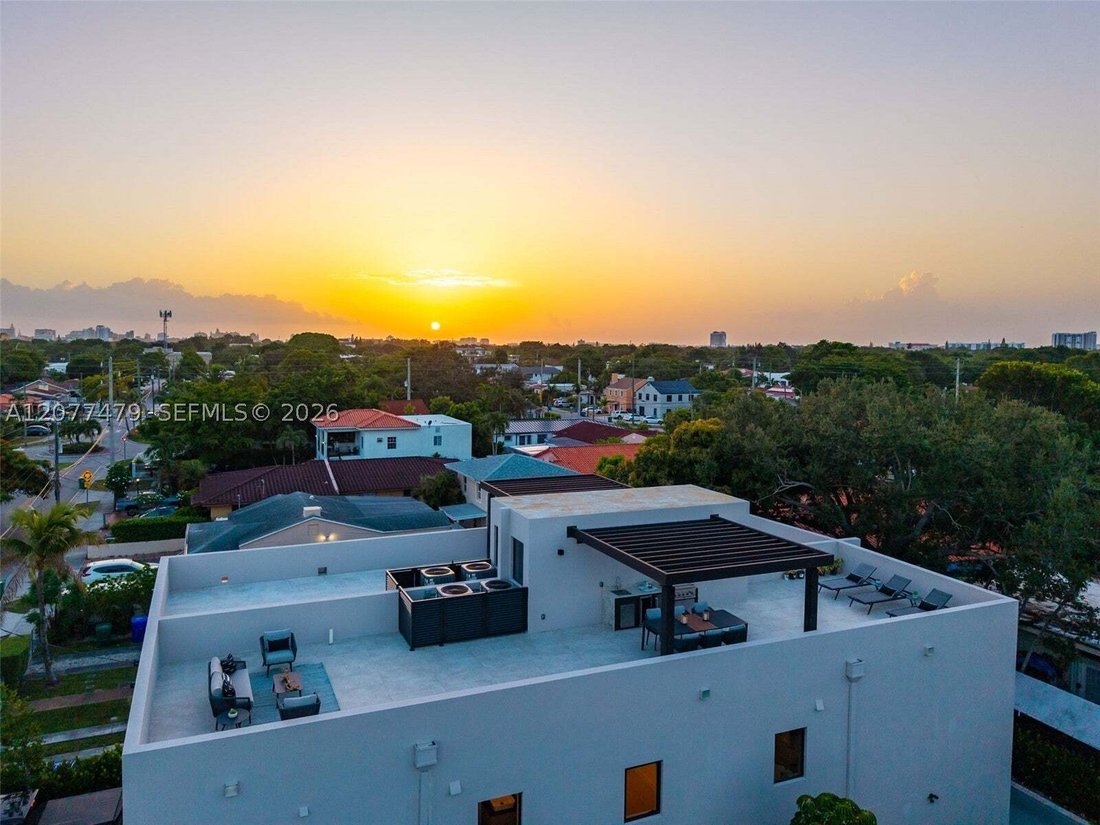 Townhouse in Miami, Florida, United States 3 - 18727077