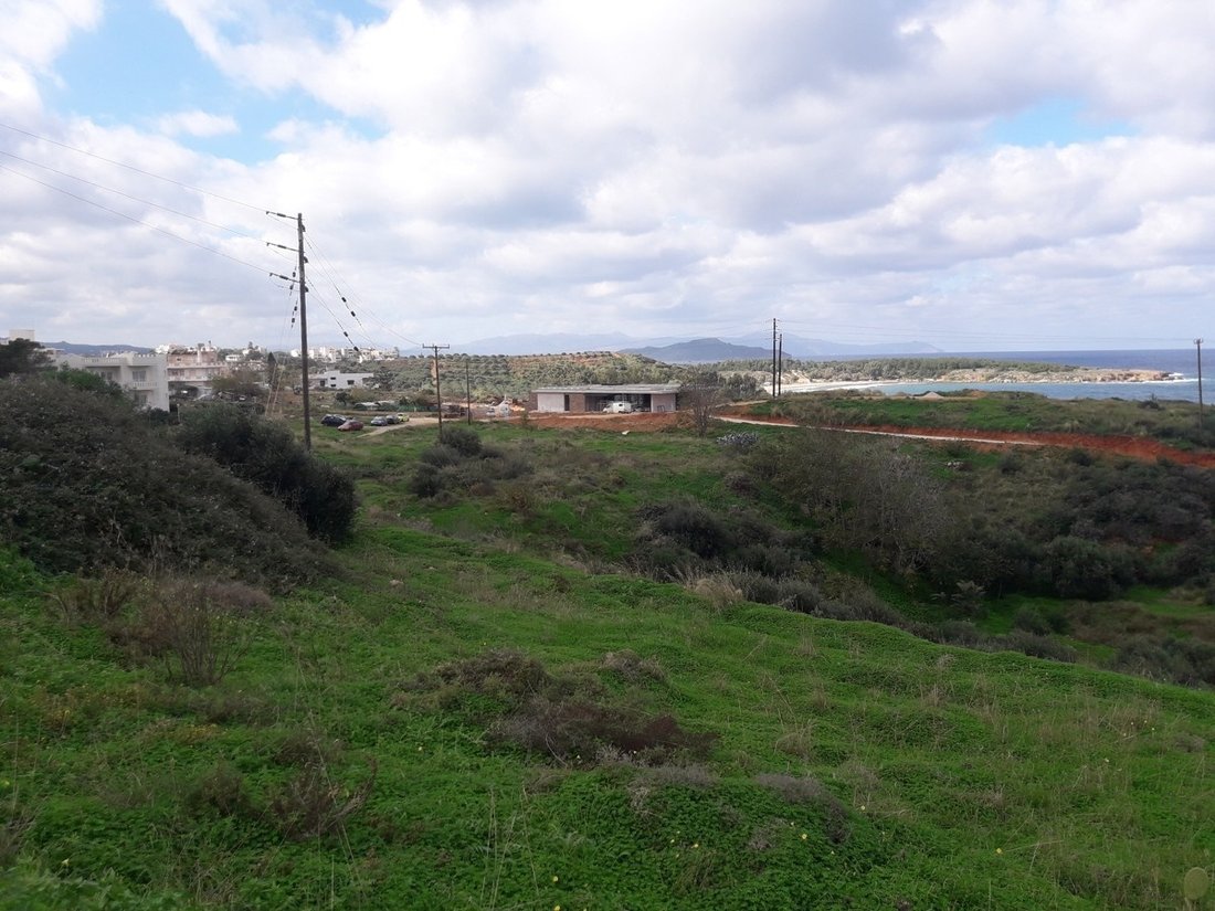 Land in Crete, Greece 1 - 18722329