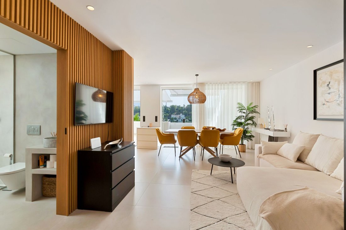 Apartment in La Quinta, Benahavis, Andalusia 4 - 18721308