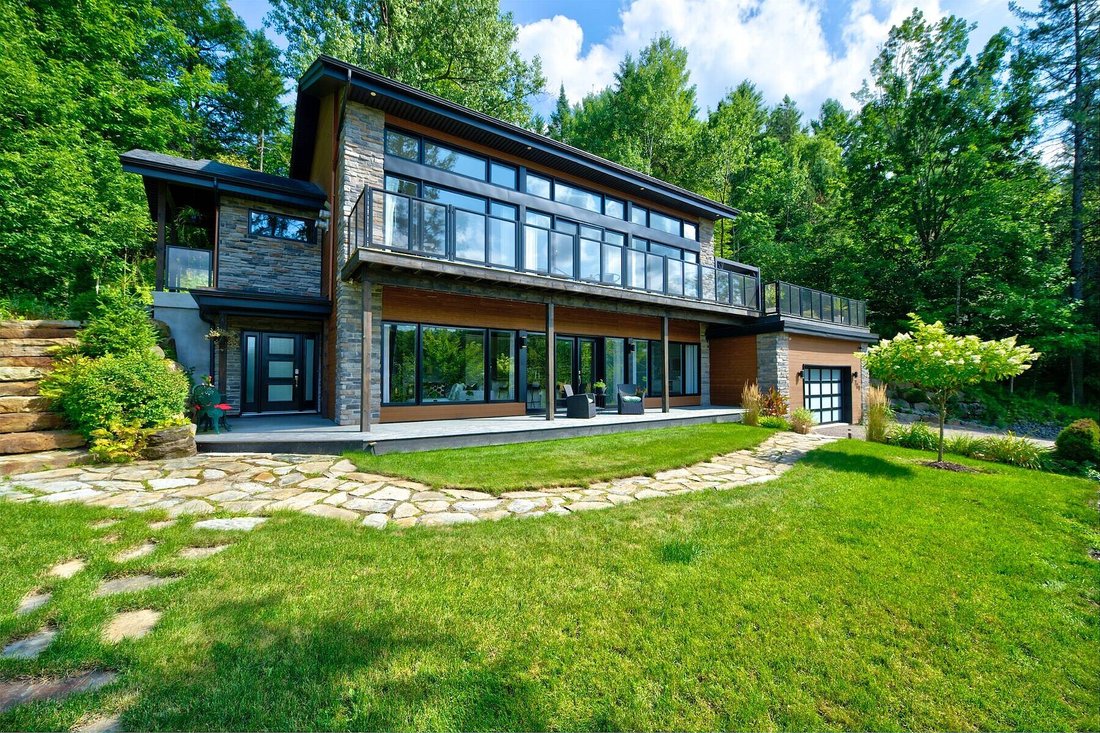 House in Piedmont, Quebec, Canada 2 - 18721506