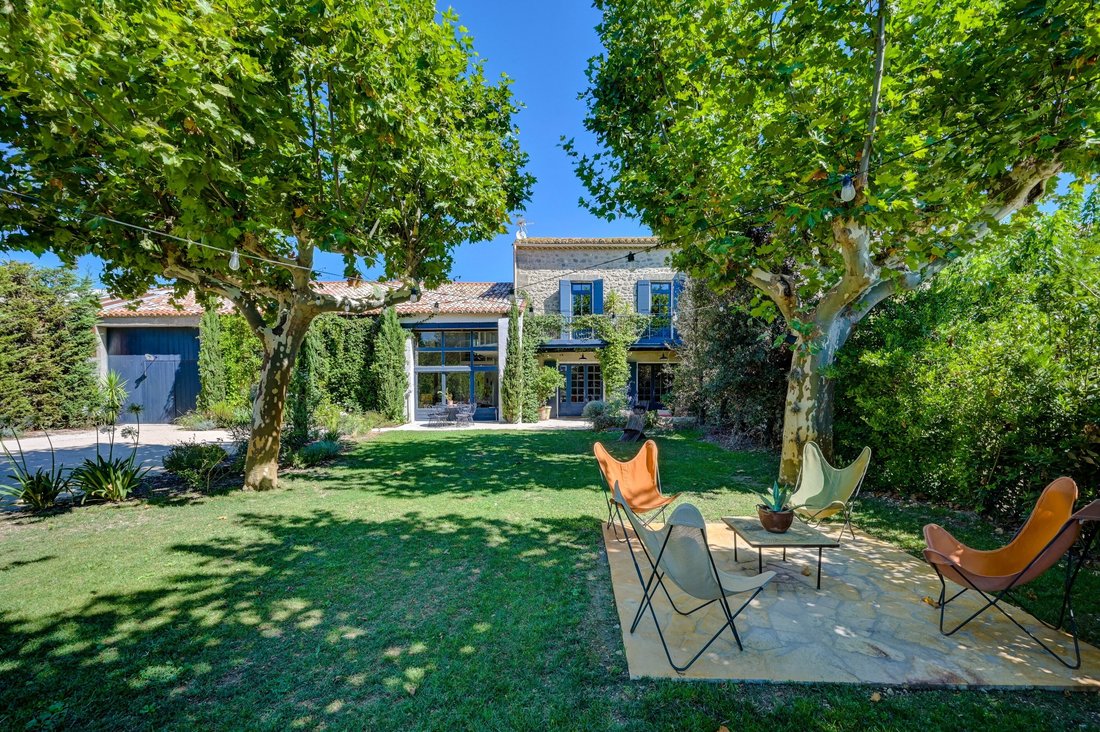 Maison à Fontvieille, Provence-Alpes-Côte d'Azur, France 2 - 18726177