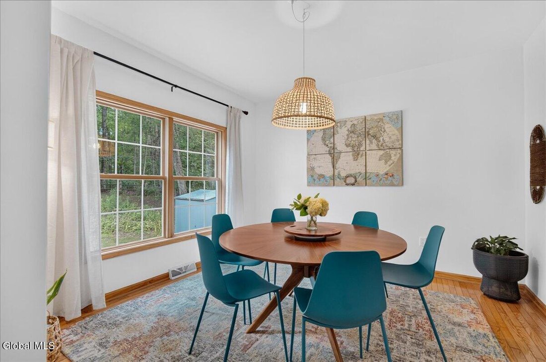 Casa en Saratoga Springs, Nueva York, Estados Unidos 4 - 18727042