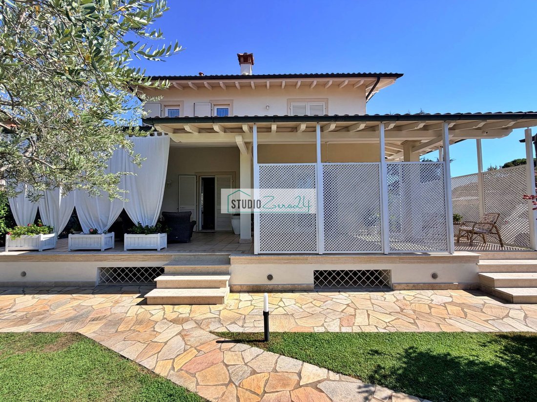 Villa in Tonfano, Pietrasanta, Italien 2 - 18729001