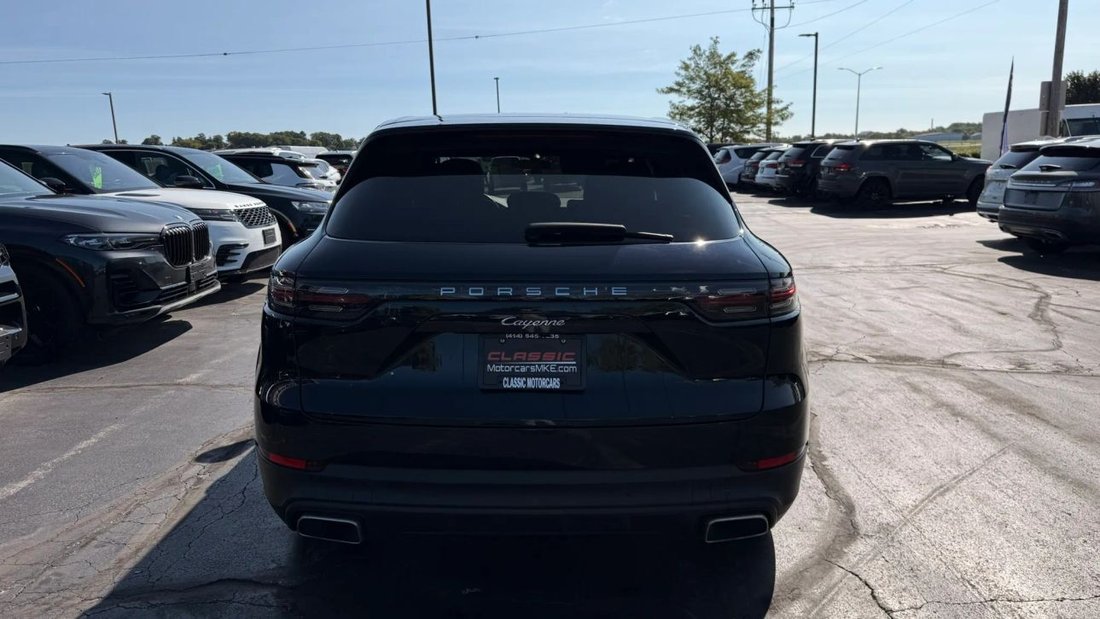 Suv in Milwaukee, WI, United States 5 - 18721289