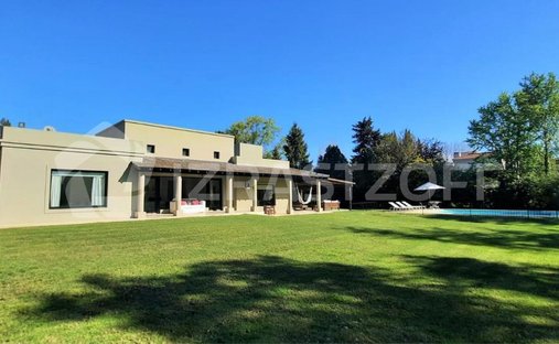 Casa en Del Viso, Provincia de Buenos Aires, Argentina 1