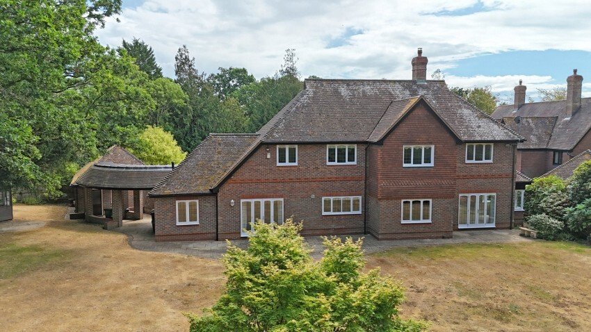 Casa en Nuevo Forest, Lyndhurst, Inglaterra 2 - 18726500