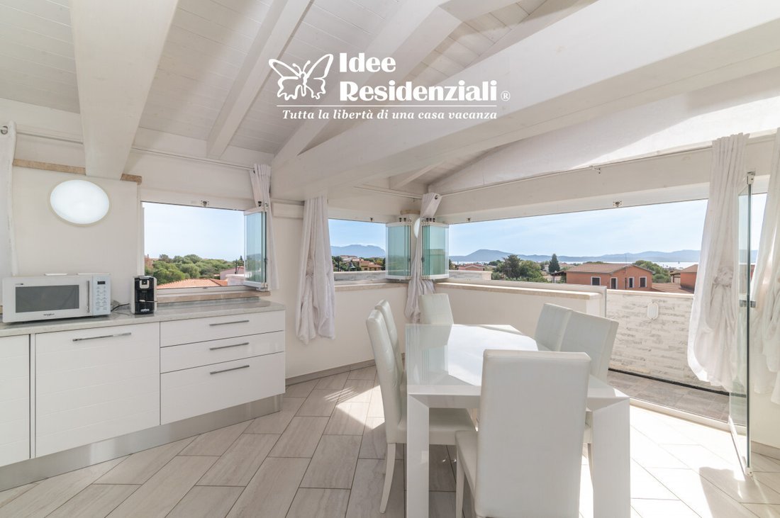 Apartamento en Olbia, Cerdeña, Italia 5 - 18728577