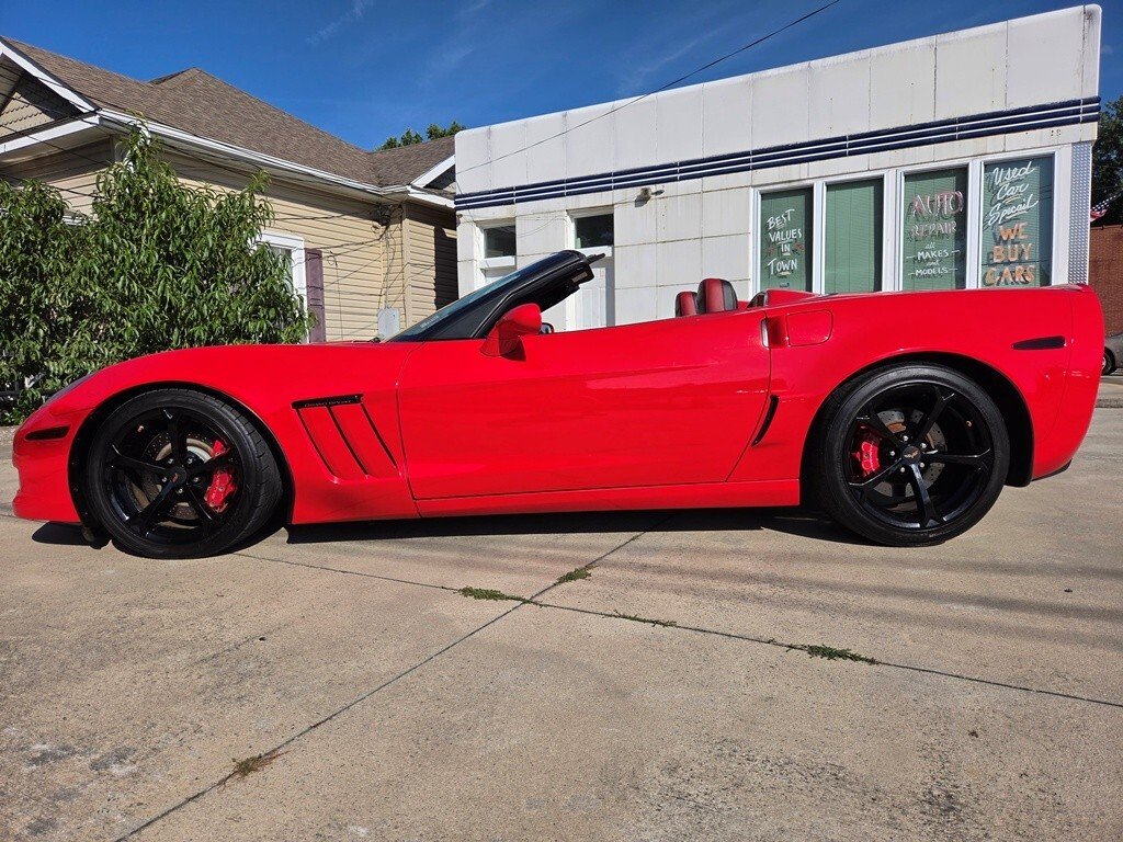 Chevrolet Corvette in Mount Airy, NC, United States 1 - 18689796