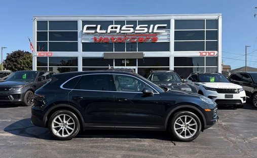 2021 Porsche Cayenne Sport Utility 4D in Milwaukee, WI, United States 1