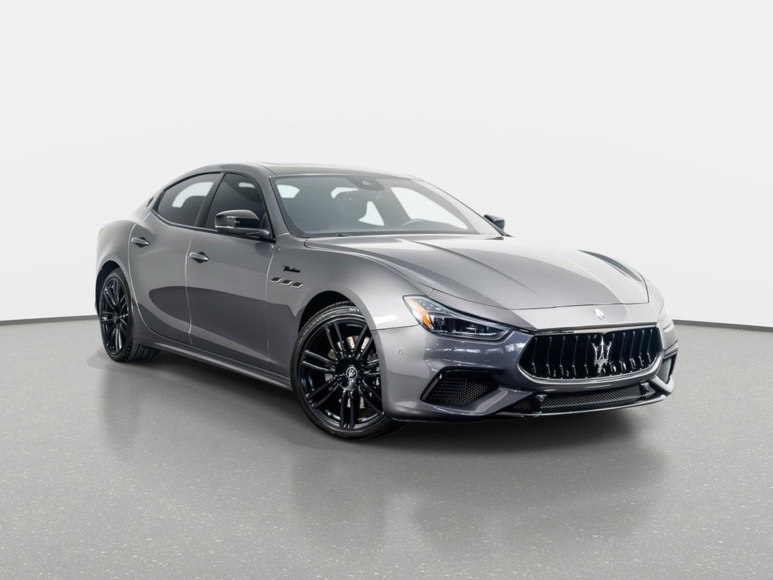 Sedan in Pompano Beach, FL, United States 1 - 18724671