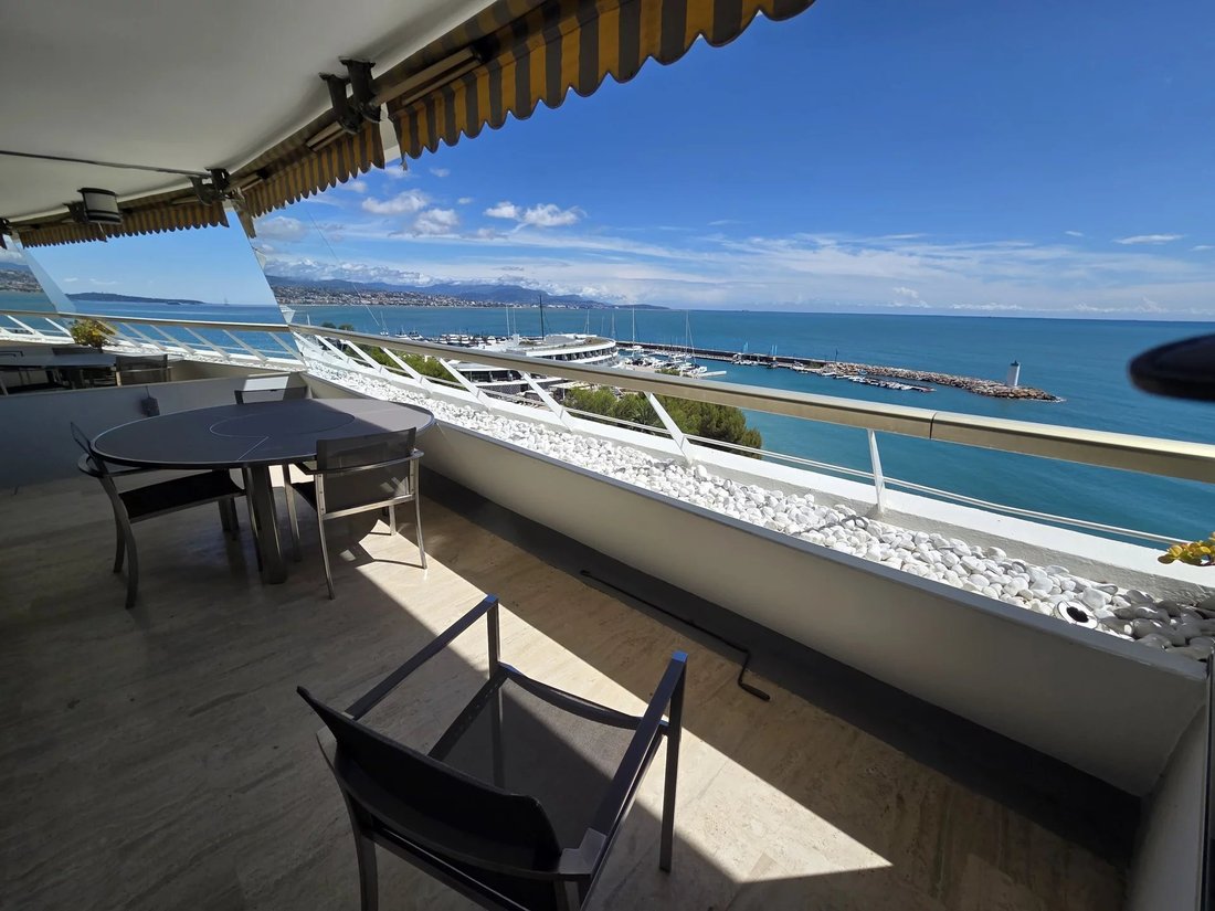 Appartement à Villeneuve-Loubet, Provence-Alpes-Côte d'Azur, France 1 - 18724736