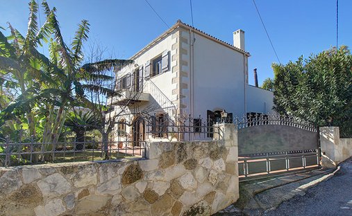 Villa in Platanias, Greece 1