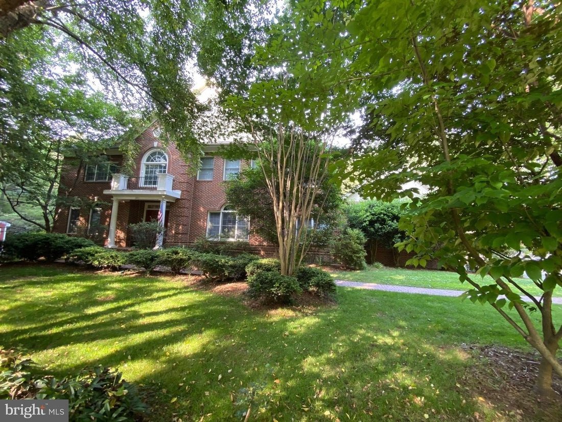 Casa a Great Falls, Virginia, Stati Uniti 3 - 18729462