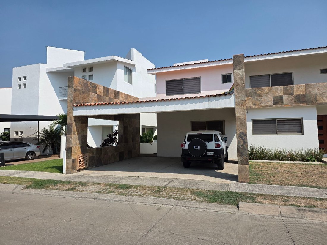 House in Fraccionamiento Club de Golf Paraíso, Morelos, Mexico 2 - 18725993