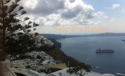 Land in Community of Ia, Ia, Greece 1