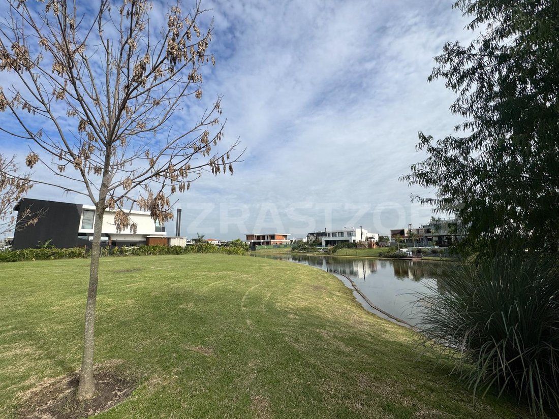 Land in Tigre, Buenos Aires Province, Argentina 5 - 18728080