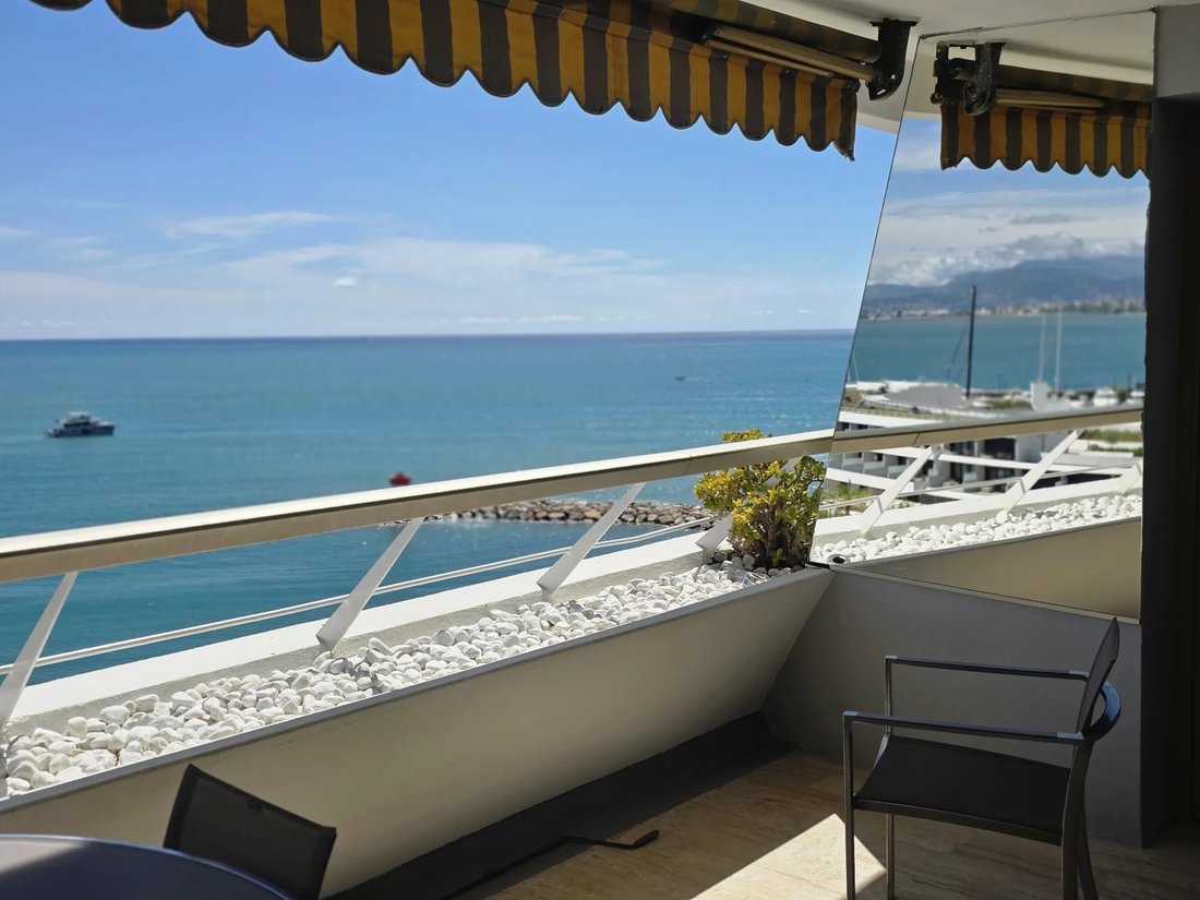 Apartamento en Villeneuve-Loubet, Provenza-Alpes-Costa Azul, Francia 4 - 18724736