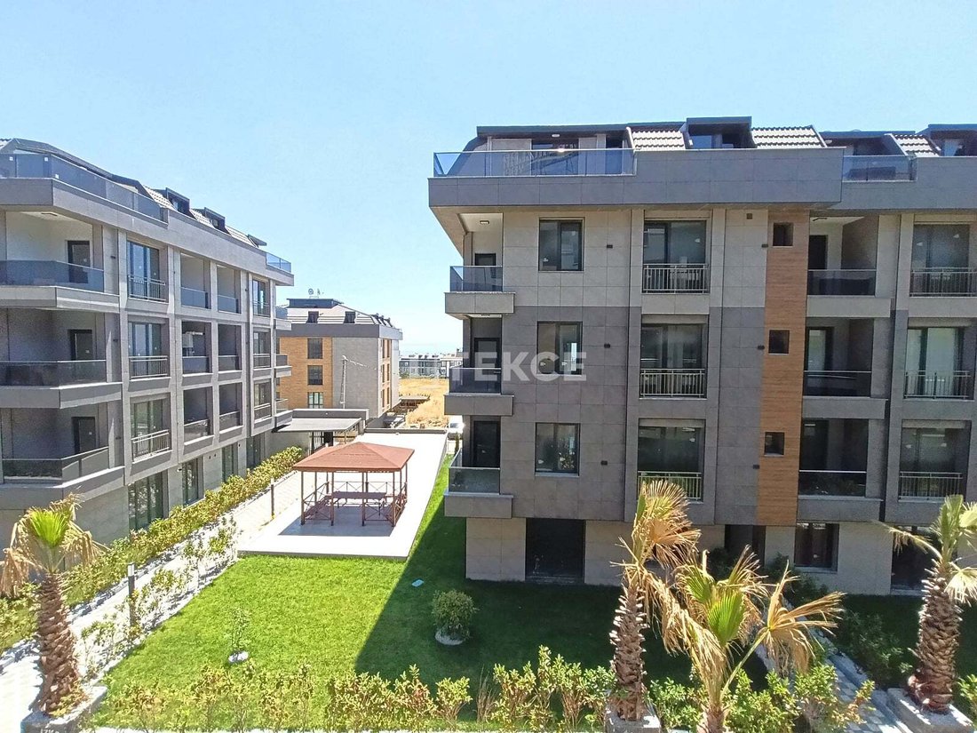 Apartment in Beylikdüzü, İstanbul, Turkey 4 - 18727842