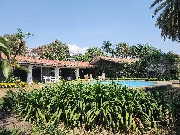 Land in Cuernavaca, Morelos, Mexico 1 - 18726000