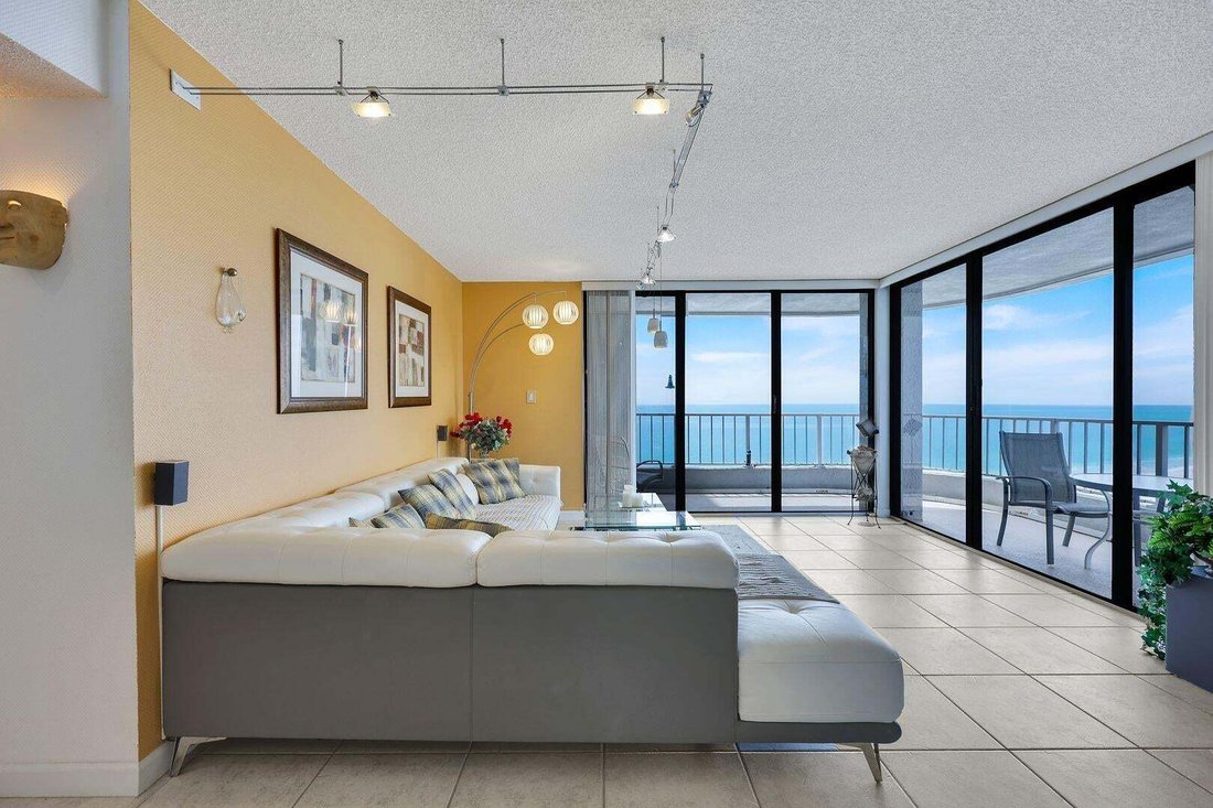Condo in Marco Island, Florida, United States 5 - 18721926