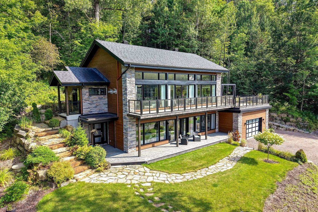 House in Piedmont, Quebec, Canada 1 - 18721506