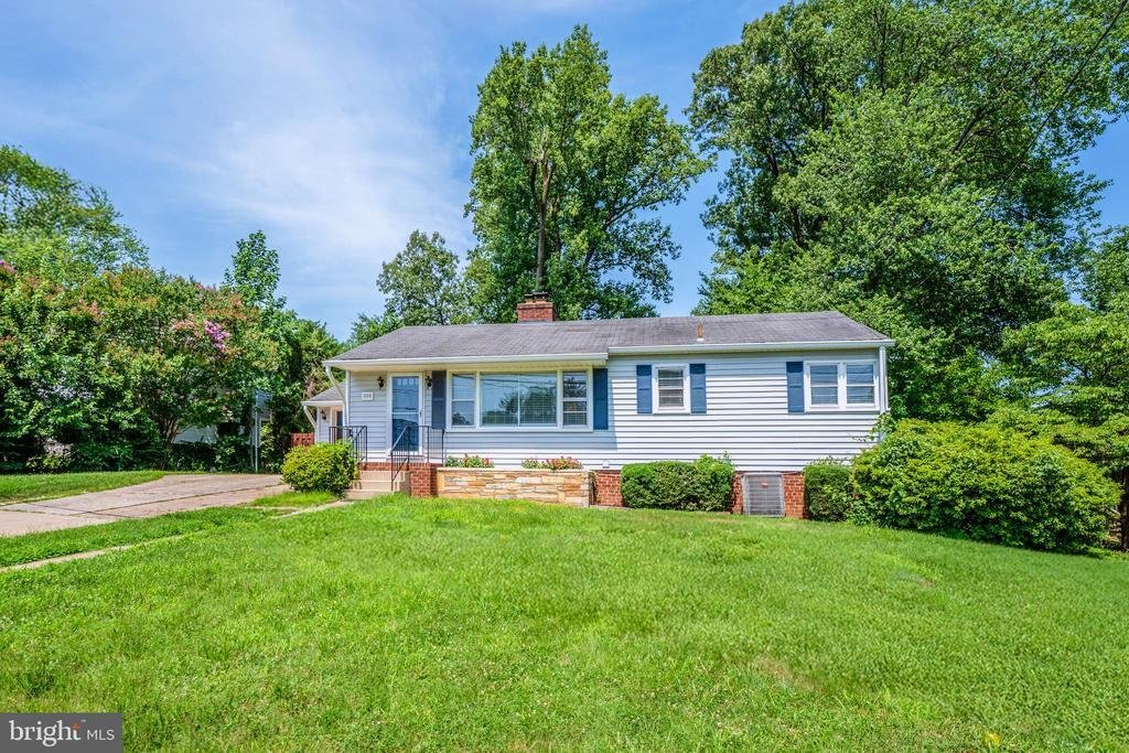 Casa a West Falls Church, Virginia, Stati Uniti 2 - 18726123