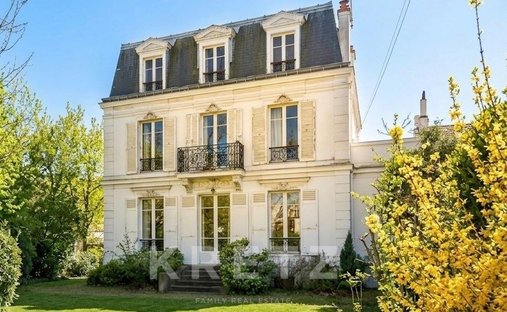 Maison à Agent Sarre-Centre-Les Vallées-La Garenne, Colombes, France 1