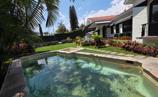 House in Cuernavaca, Morelos, Mexico 1