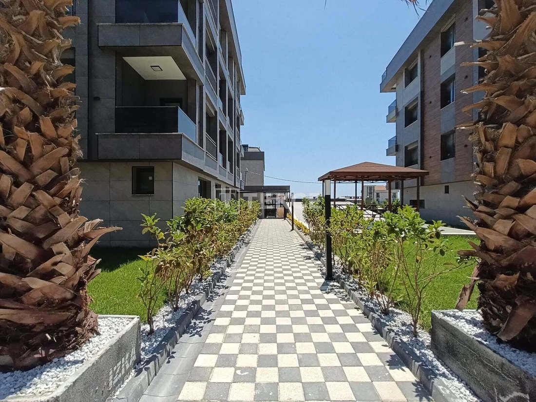 Apartment in Beylikdüzü, İstanbul, Turkey 3 - 18727842