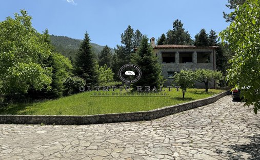 House in Koinotita Amphikleias, Amfiklia, Greece 1