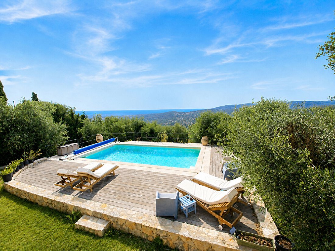 Villa in Spéracèdes, Provence-Alpes-Côte d'Azur, France 1 - 18725766