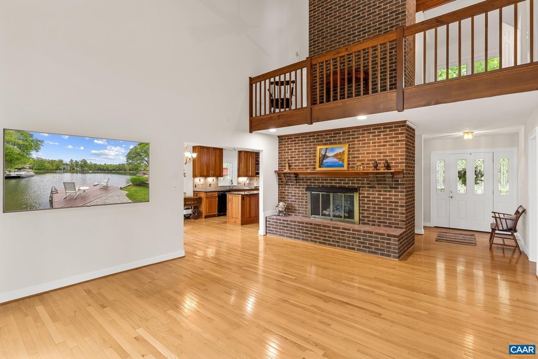 Maison à Lake Monticello, Virginia, Virginie, États-Unis 4 - 18729801