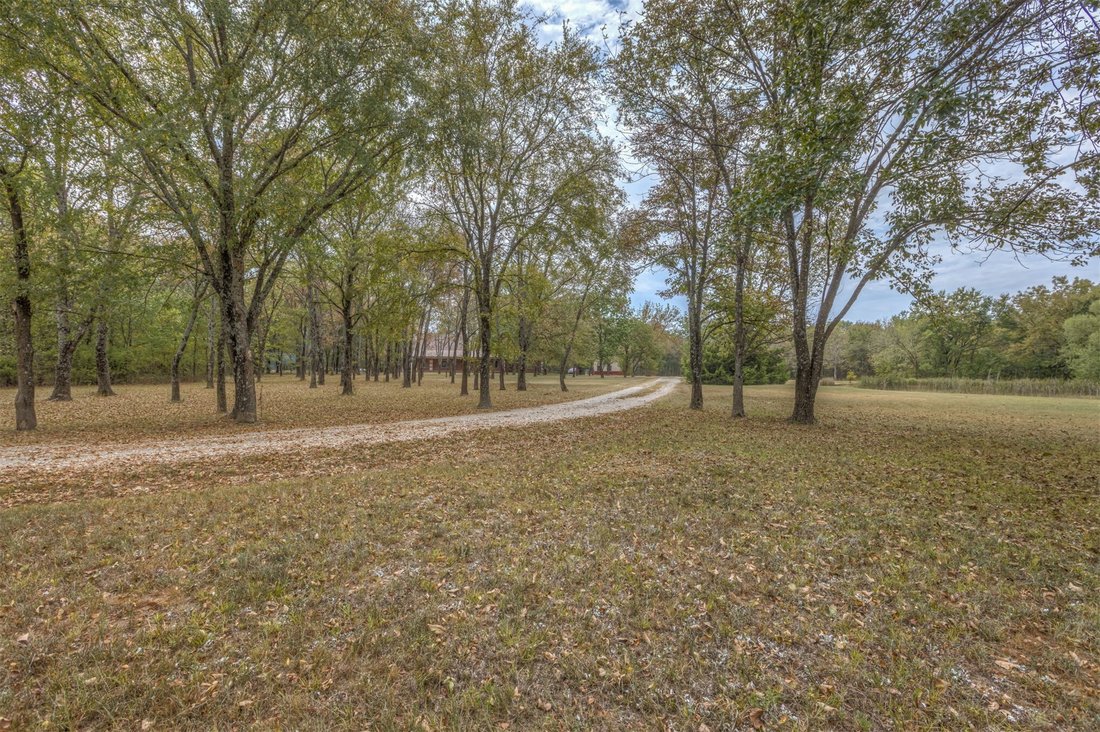 House in Haskell, Oklahoma, United States 3 - 18727023