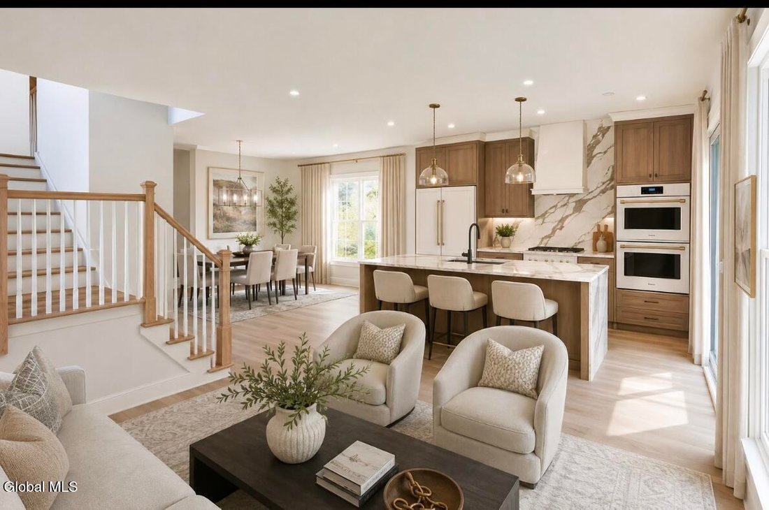 House in Saratoga Springs, New York, United States 5 - 17970523