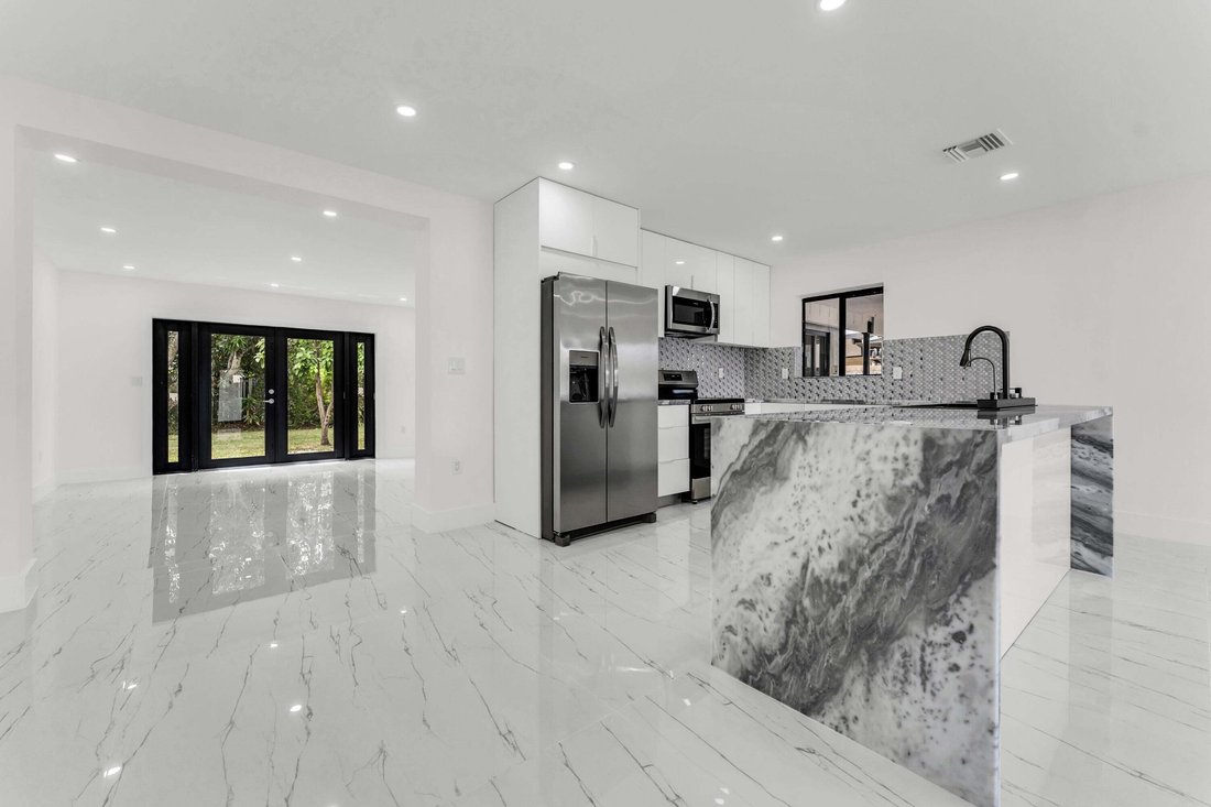 Casa en Miami Gardens, Florida, Estados Unidos 3 - 18715574