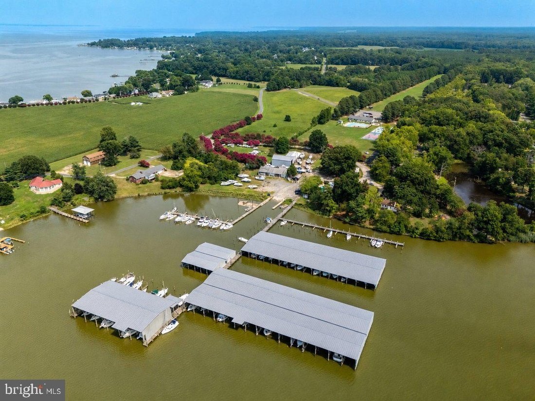 Casa a Colonial Beach, Virginia, Stati Uniti 5 - 18729266