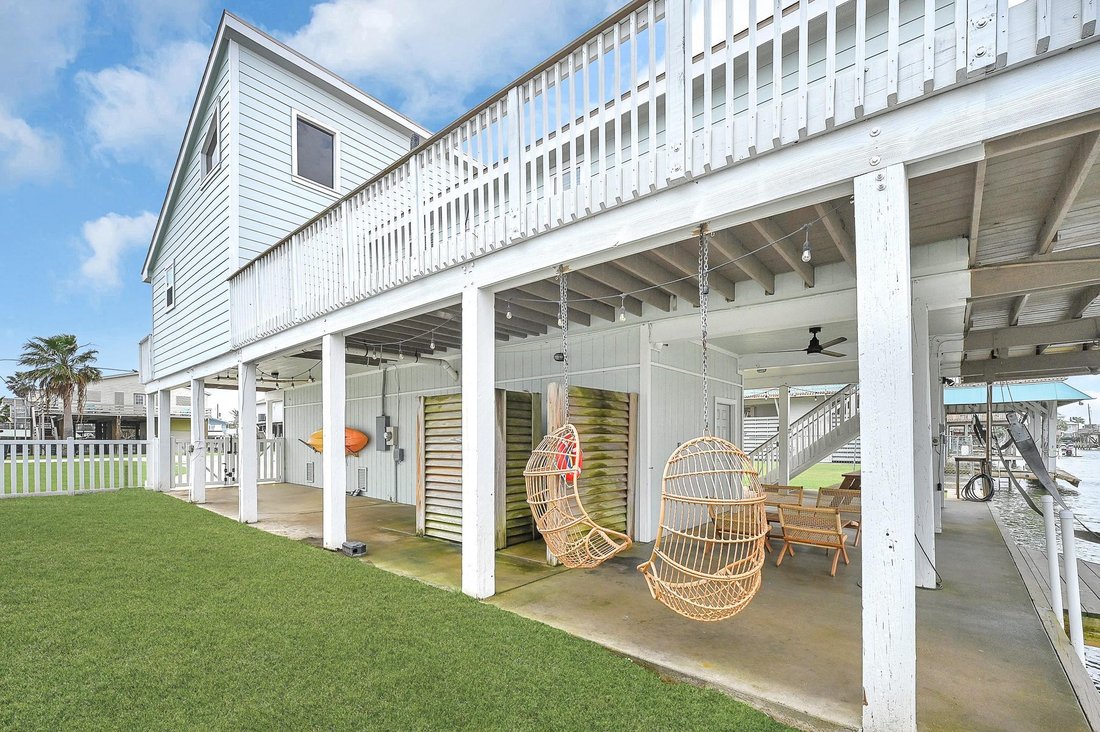House in Galveston, Texas, United States 4 - 18722671