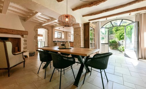 Casa en Uzès, Occitania, Francia 1