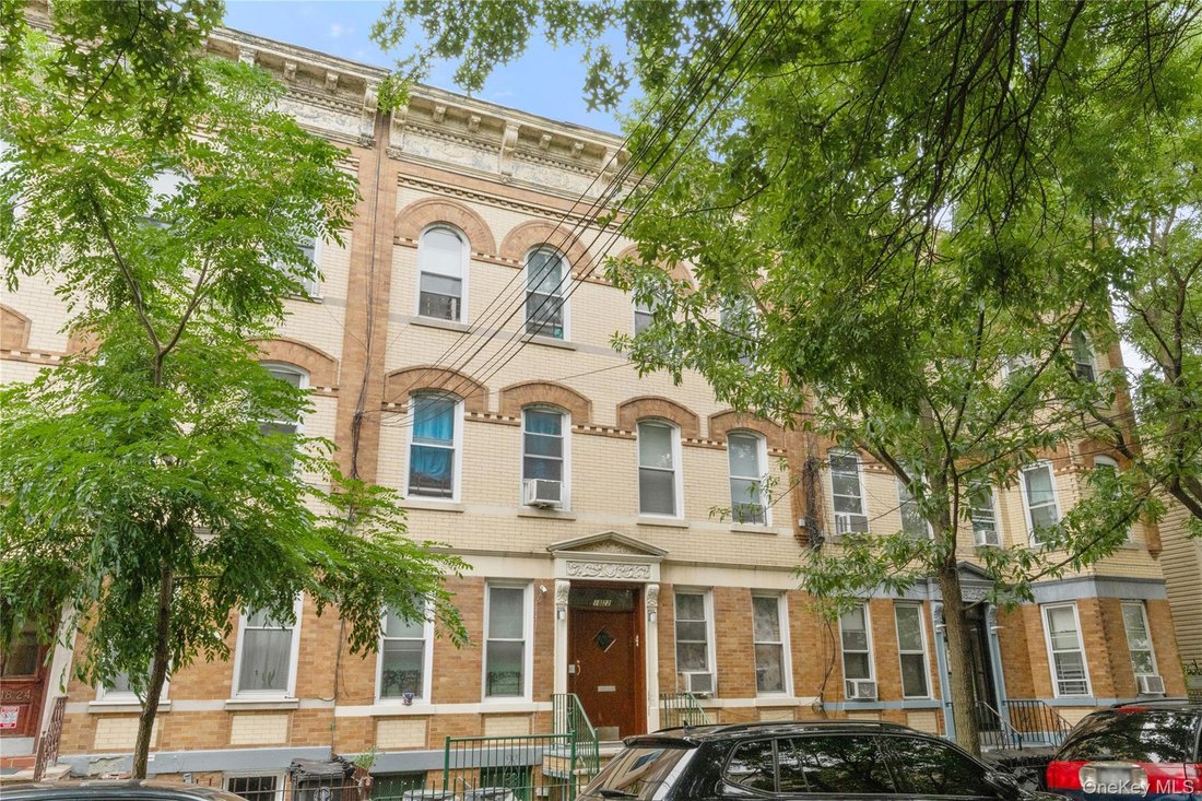 House in New York, New York, United States 1 - 18722238
