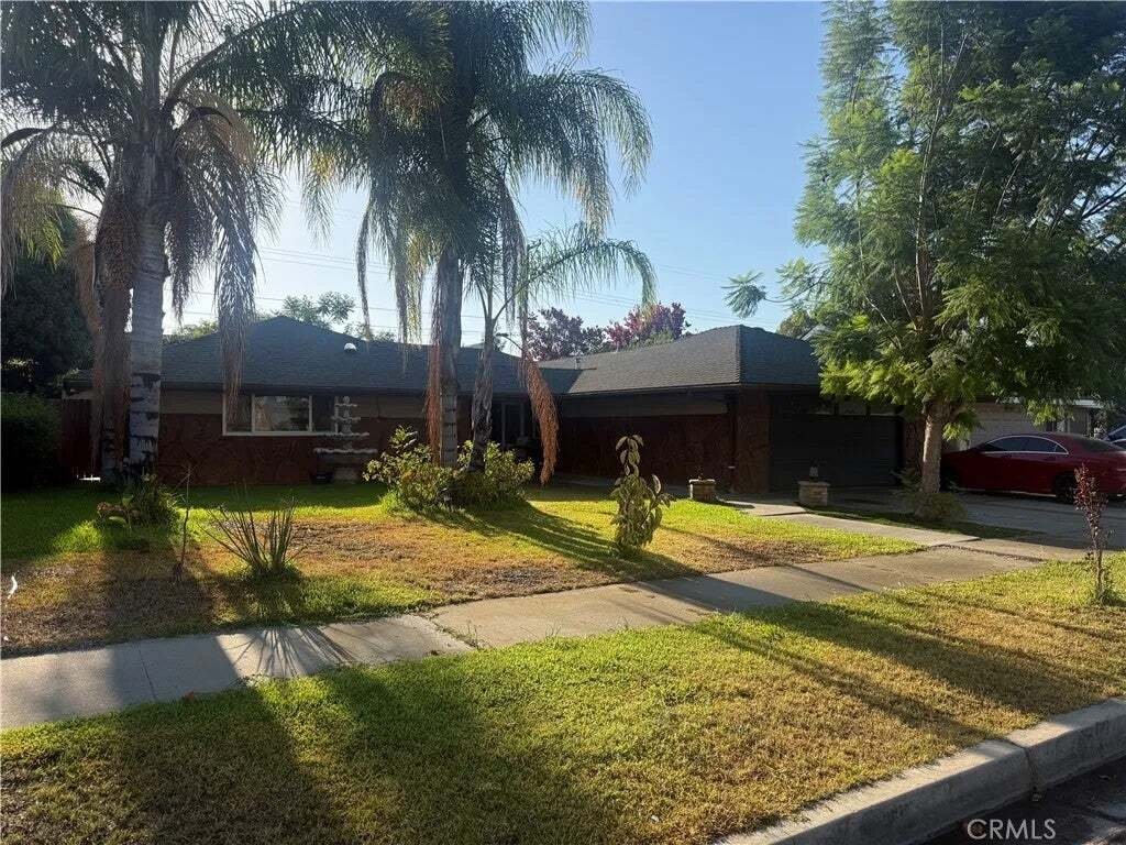 Condo in Orange, California, United States 1 - 18727391