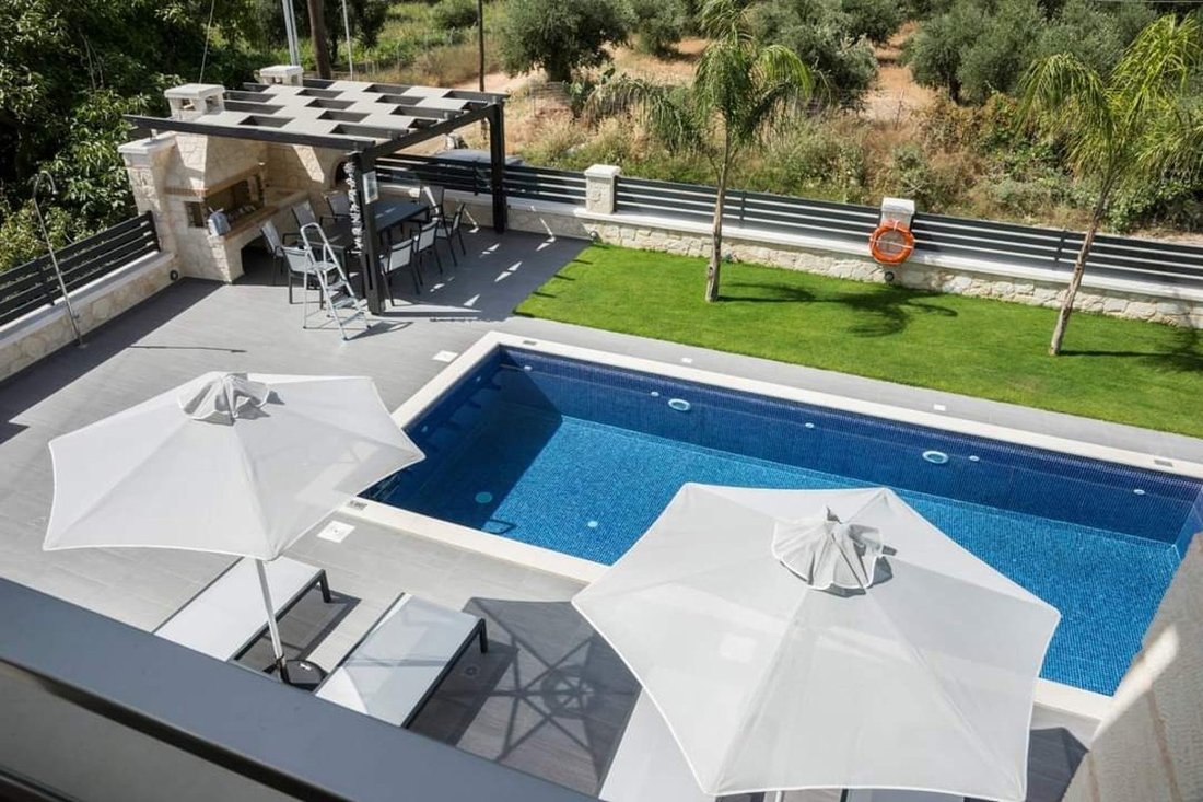 Villa in Apokoronas, Greece 2 - 18722973