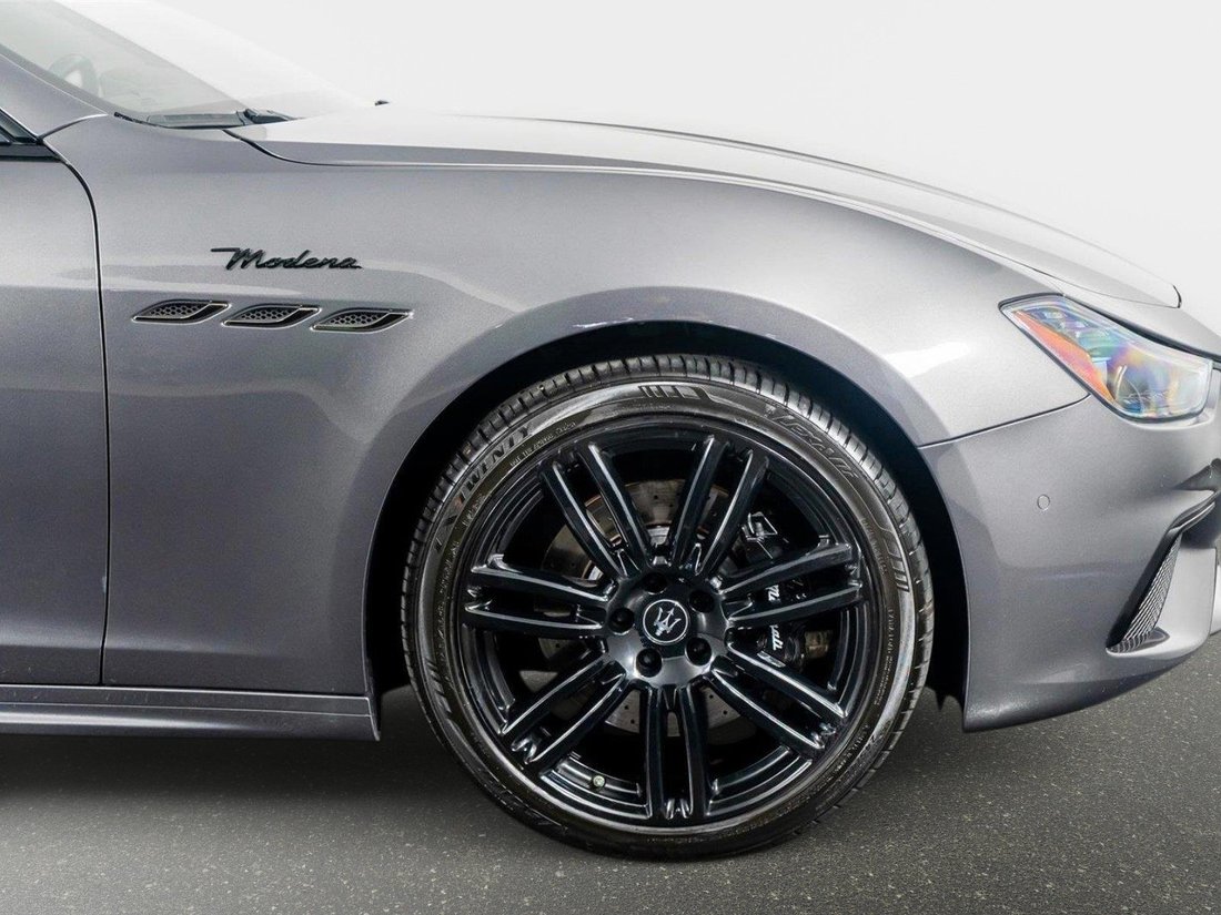 Sedan in Pompano Beach, FL, United States 4 - 18724671