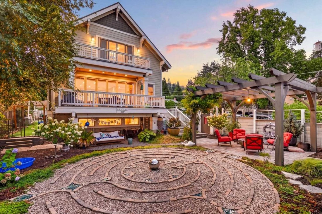 Maison à Ashland, Oregon, États-Unis 3 - 18725731