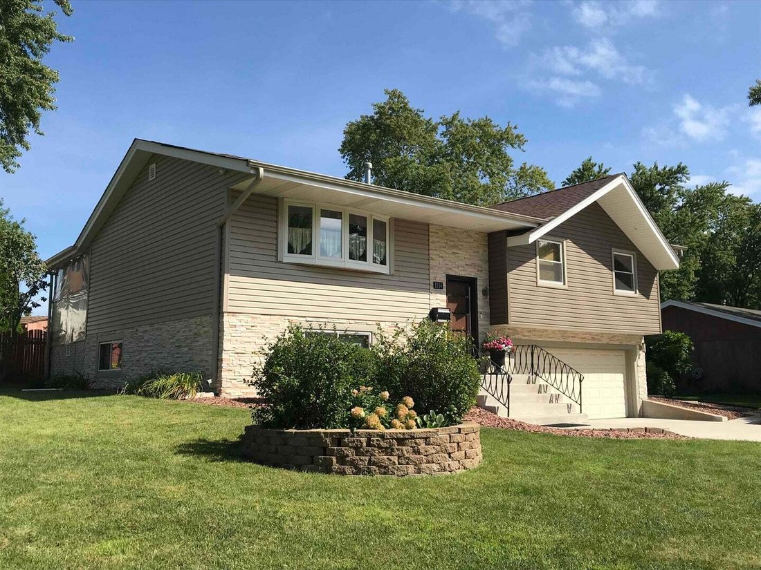 House in Schaumburg, Illinois, United States 4 - 18663376