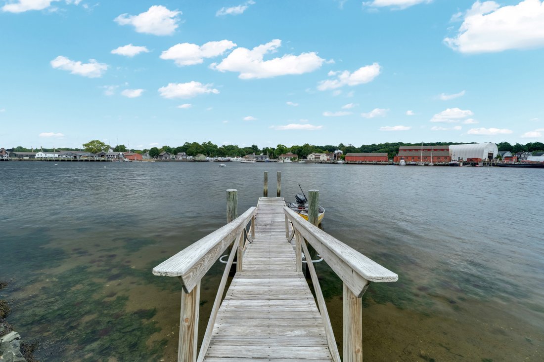 House in Groton, Connecticut, United States 3 - 18725901
