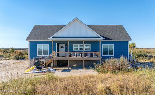 House in Cedar Island, North Carolina, United States 1
