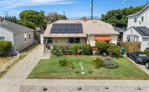 House in Signal Hill, California, United States 1