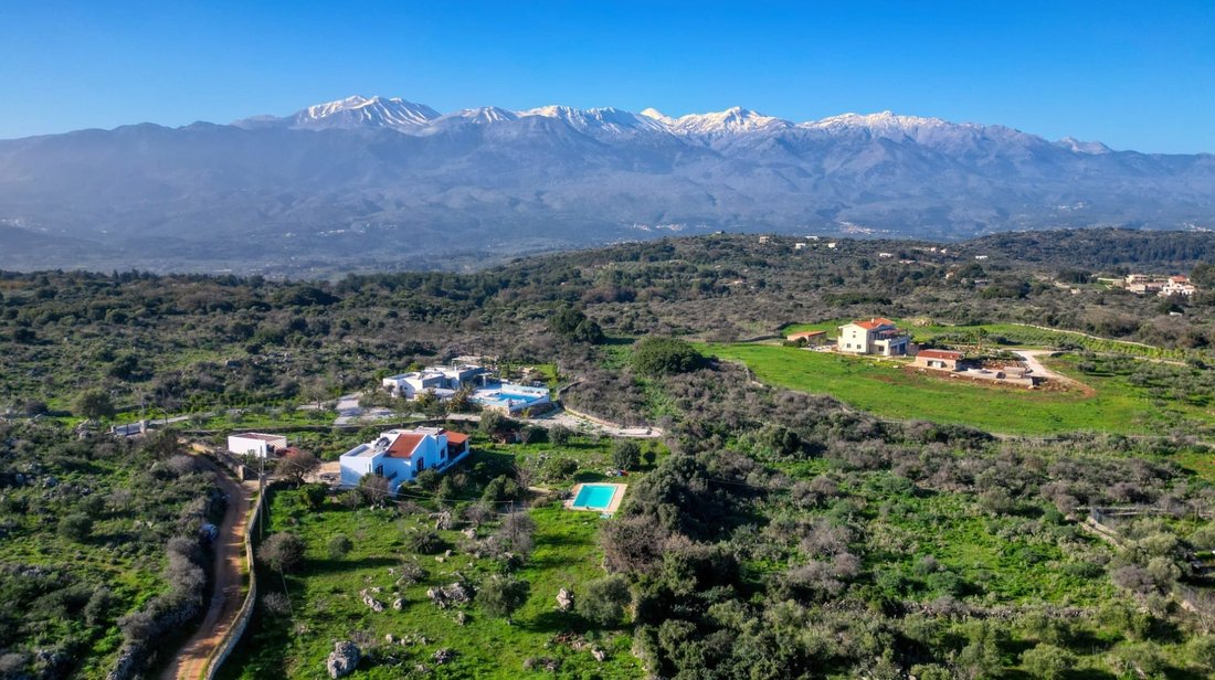 Villa in Apokoronas, Greece 2 - 18722896