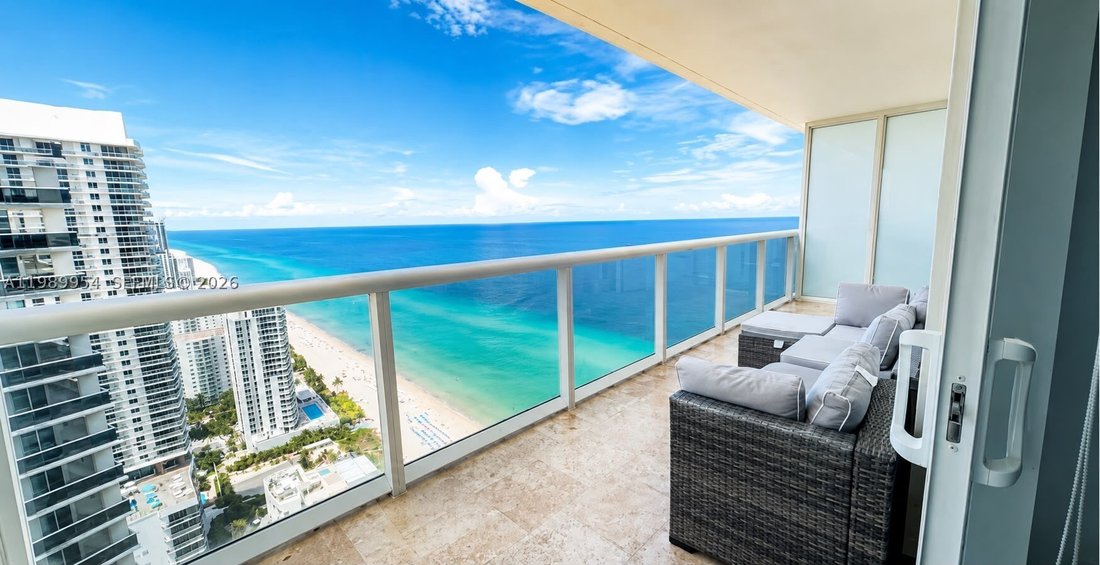 Eigentumswohnung in Hallandale Beach, Florida, Vereinigte Staaten 2 - 17499976